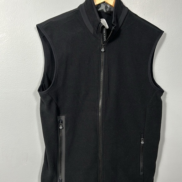 Men's Greyson Algonquin Primaloft Black Fleece Golf Vest Medium - Picture 2 of 16